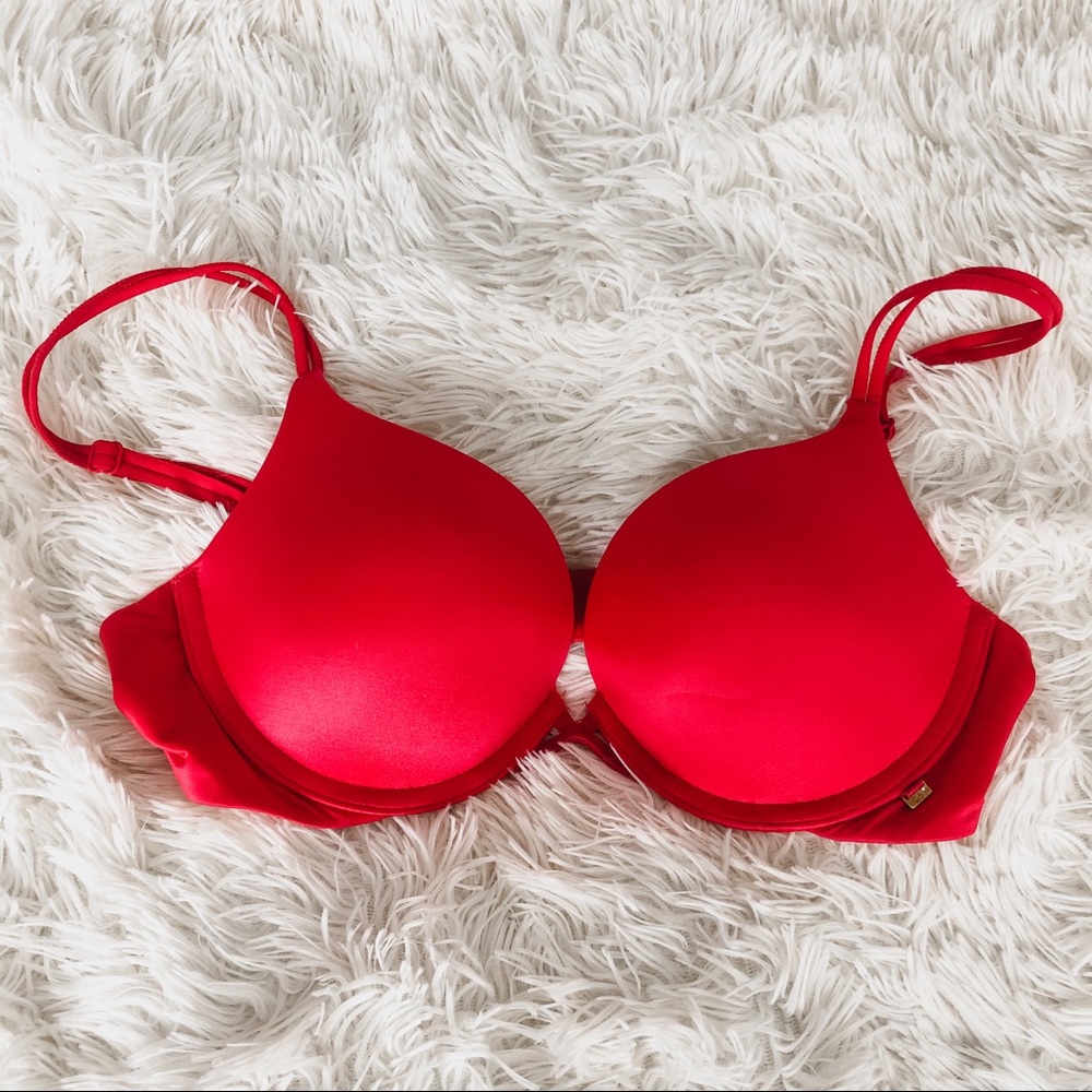 VS very sexy convertible bra